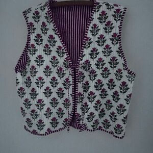Cotton Quilted Waistcoat
Vintage Style Quilted Vest size large